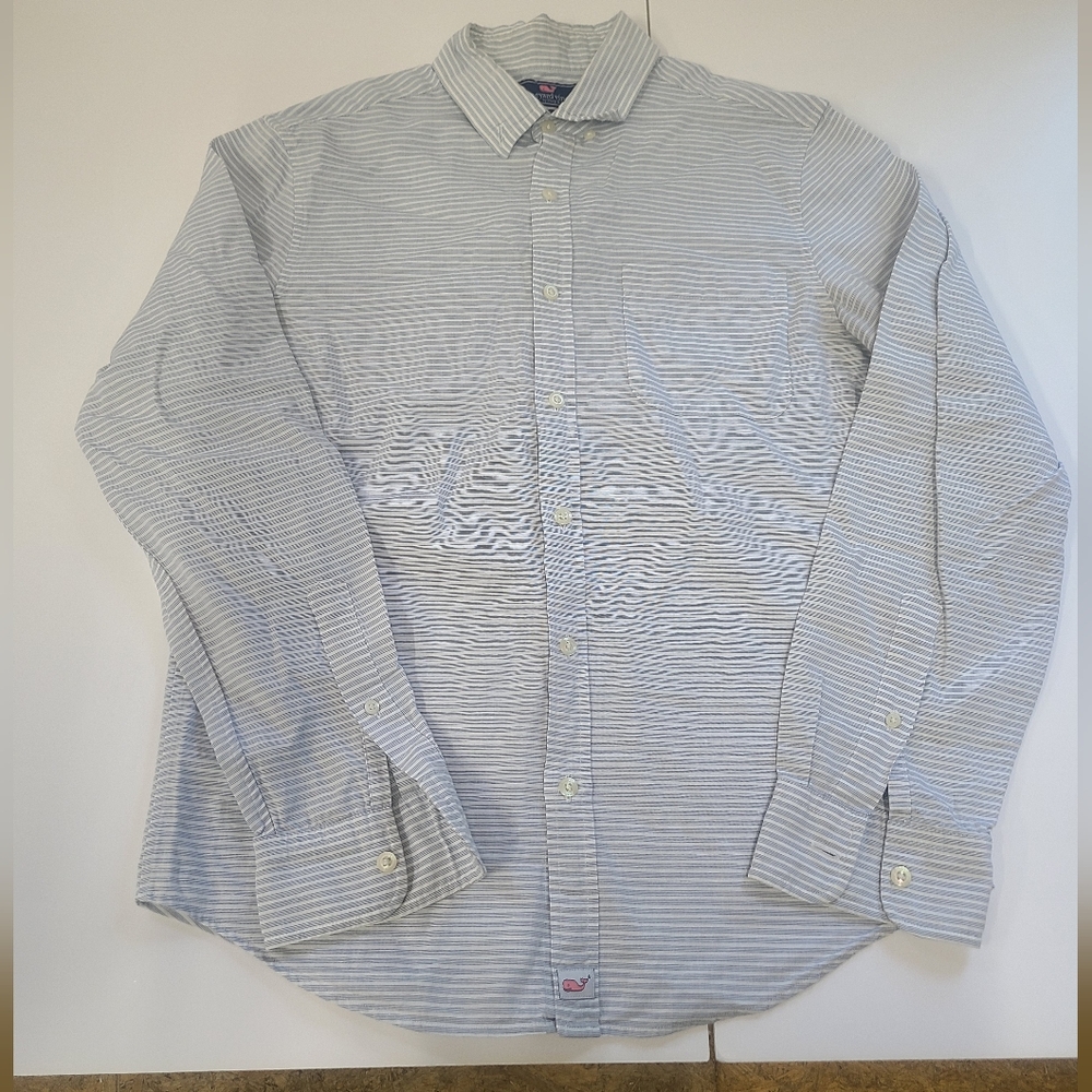 Vineyard Vines Blue and White Casual Button Down Shirt